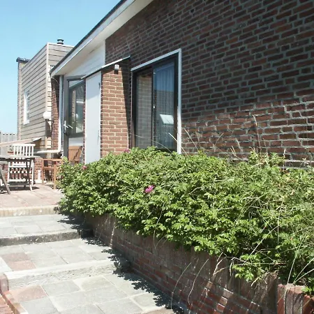 Apartment Pimpernel 2 *